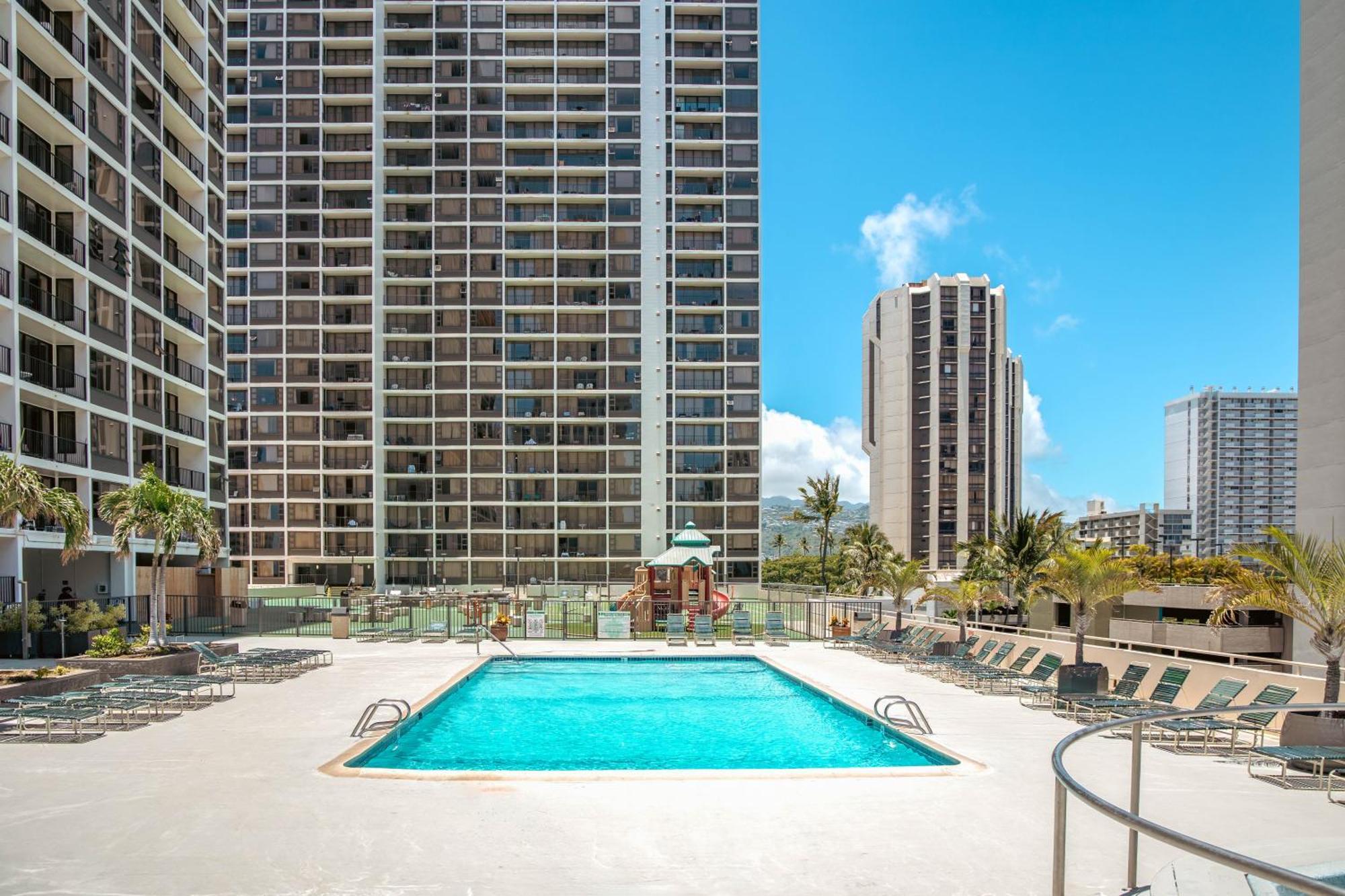 Mountain View Condo W/ King-Size Bed, Free Parking Honolulu Exterior photo